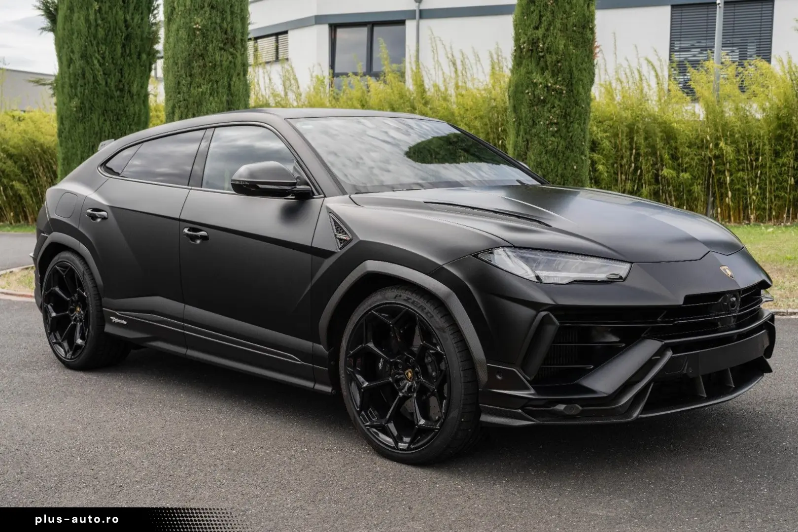 LAMBORGHINI Urus Performante 23   ADAS  CARBON  MATT
