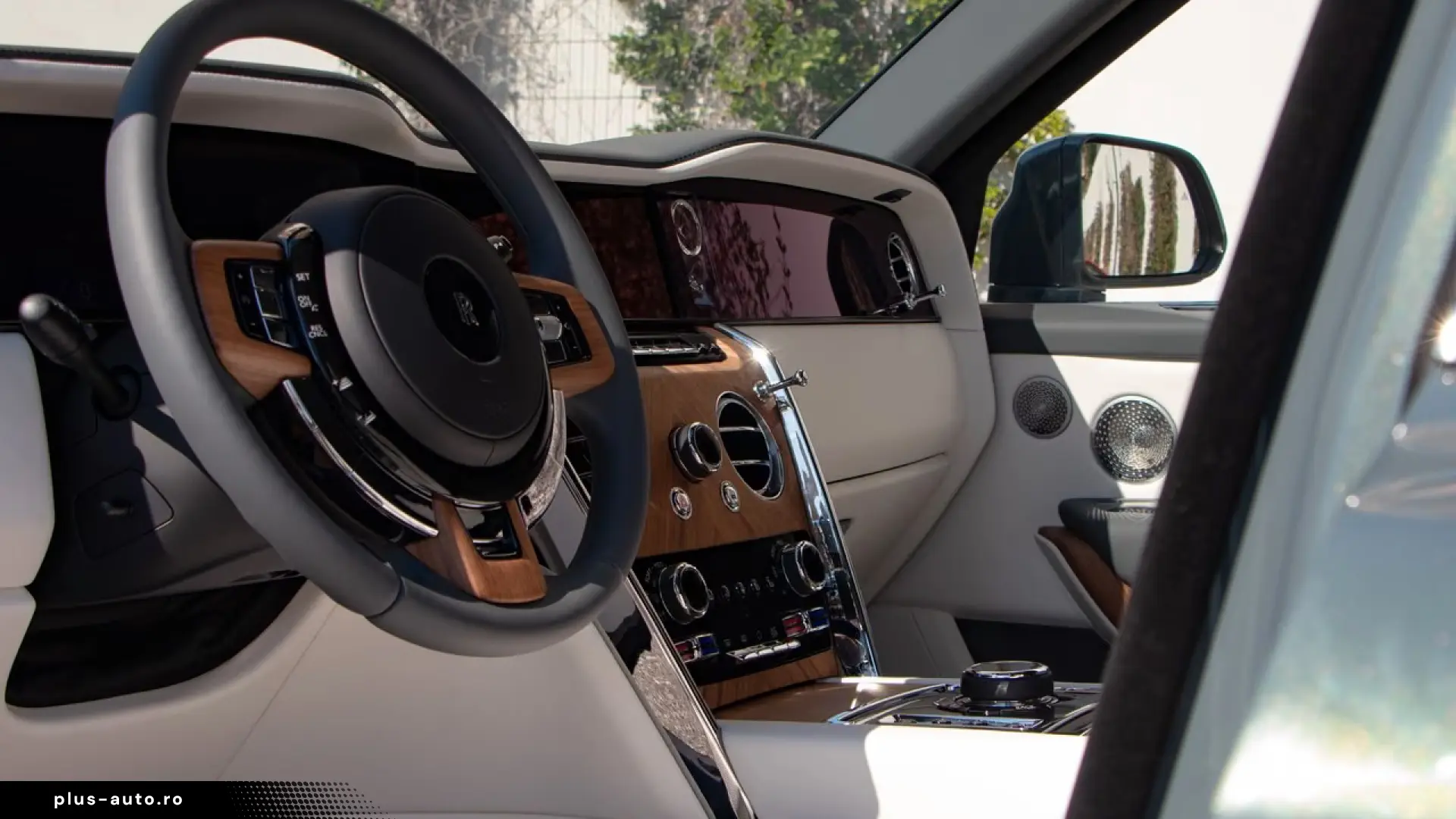 Rolls-Royce Cullinan V12 6.75 571hp