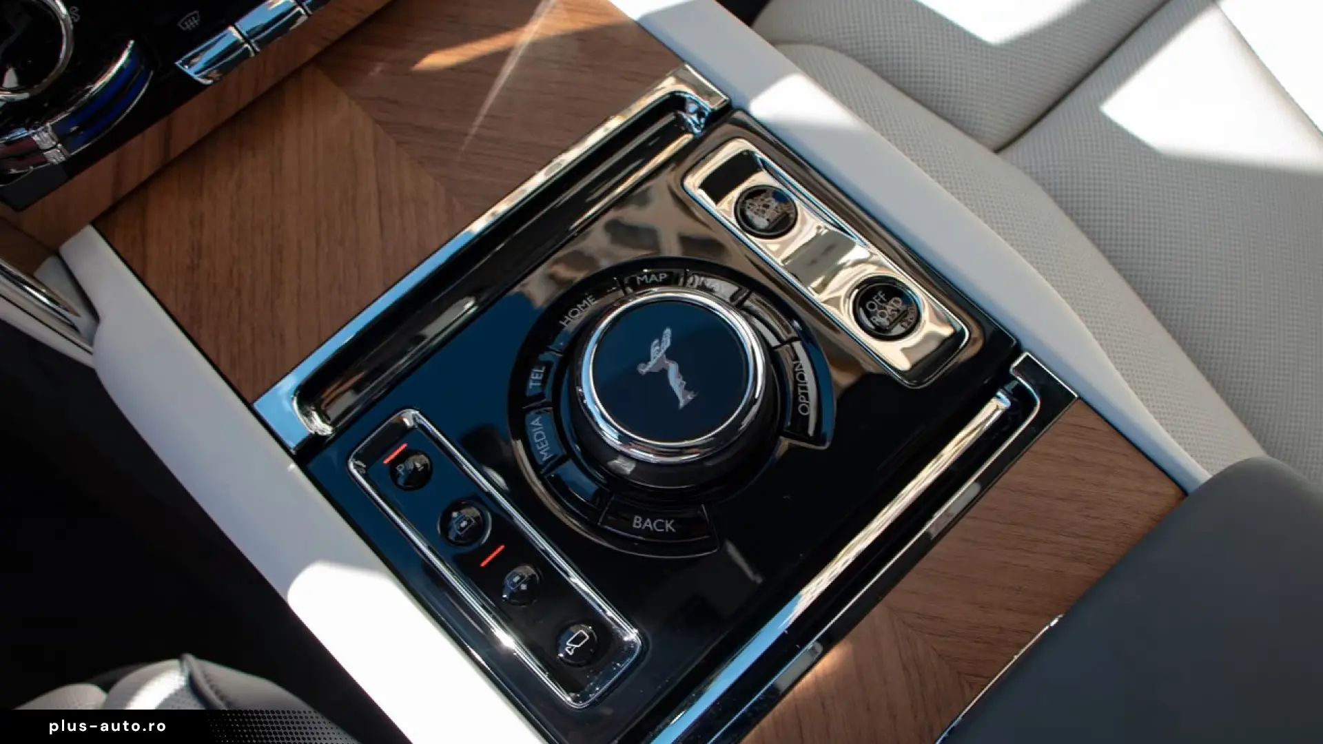 Rolls-Royce Cullinan V12 6.75 571hp