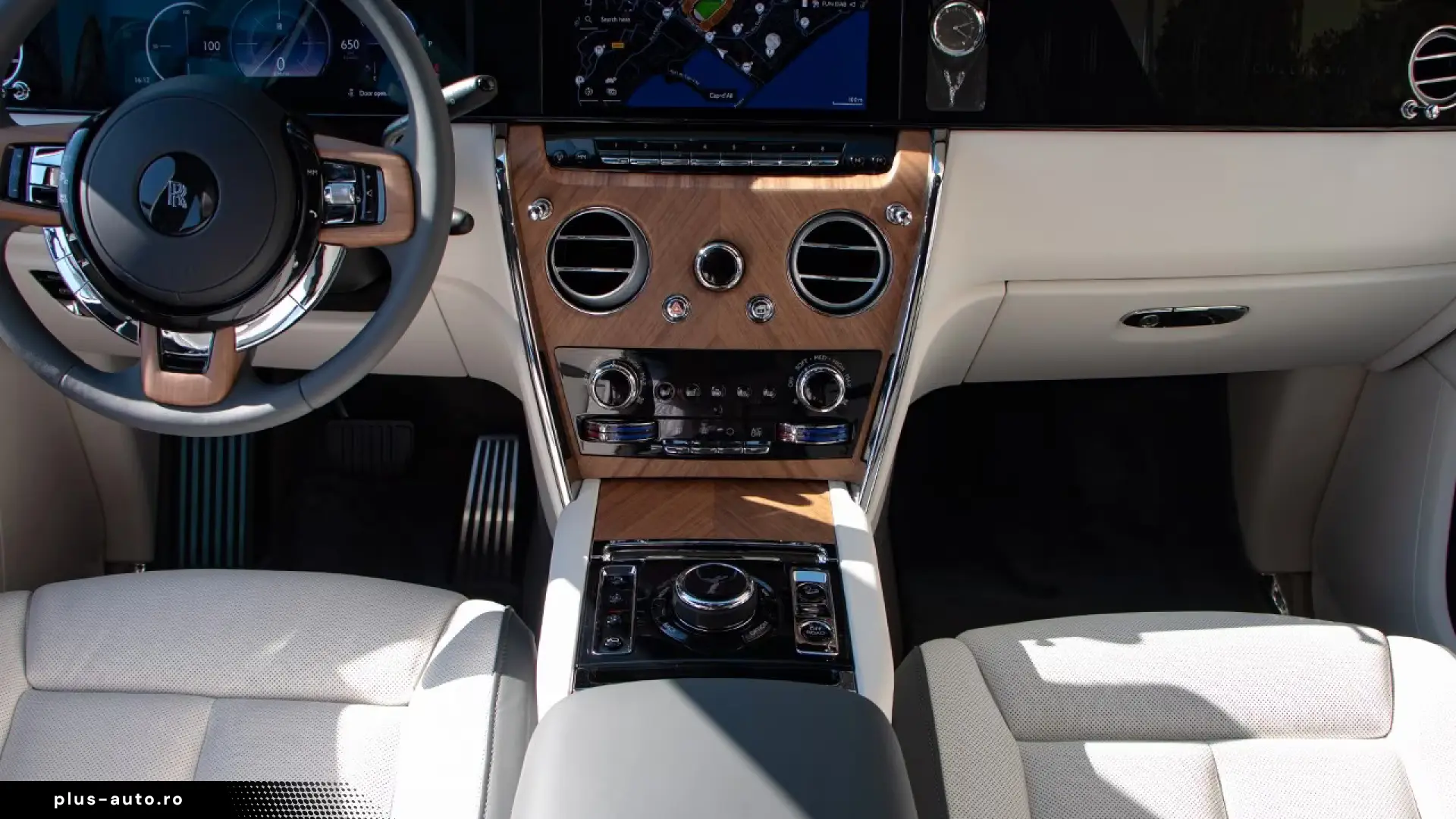 Rolls-Royce Cullinan V12 6.75 571hp