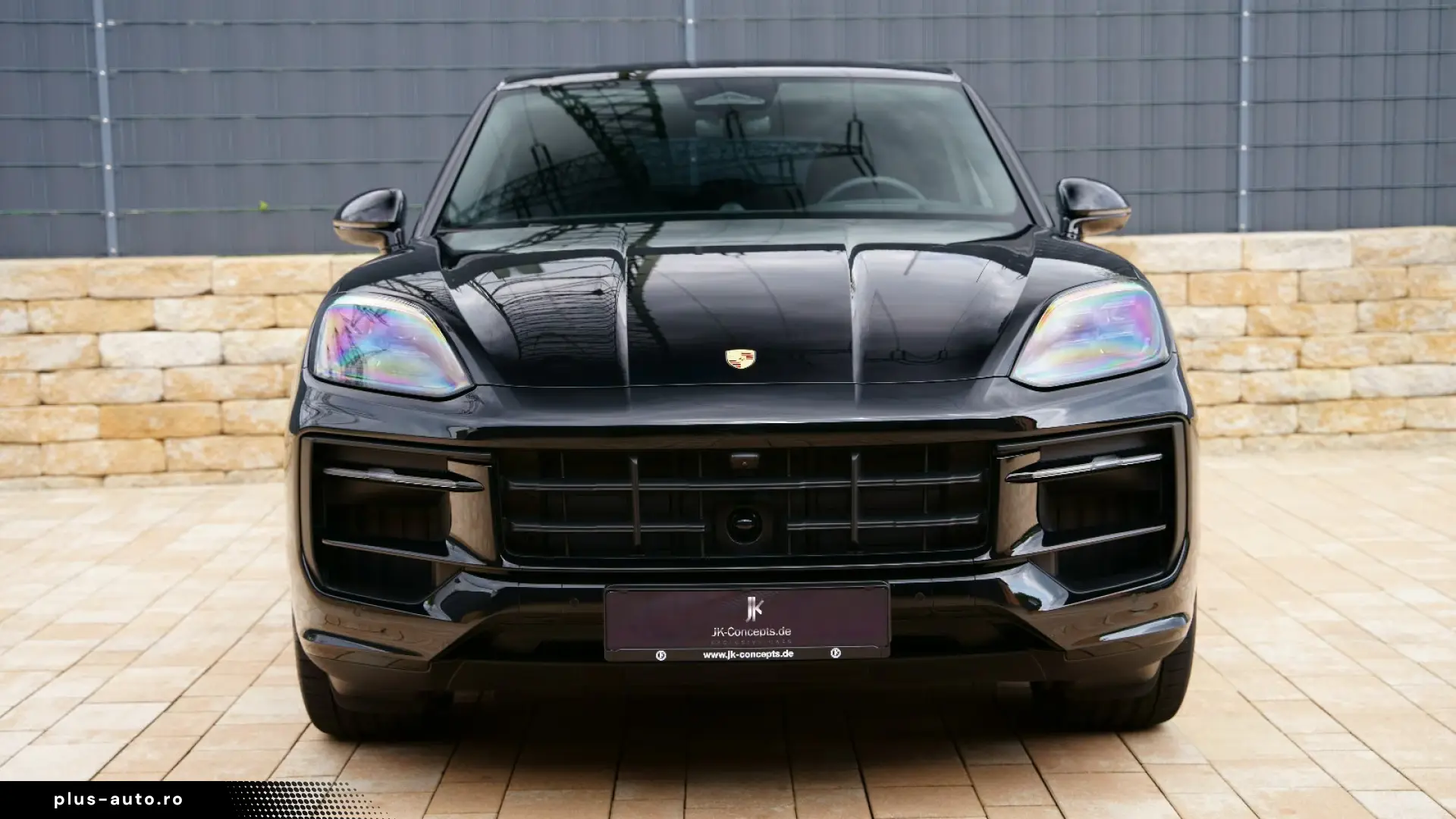 Porsche Cayenne Coupe E-Hybrid Black Edition