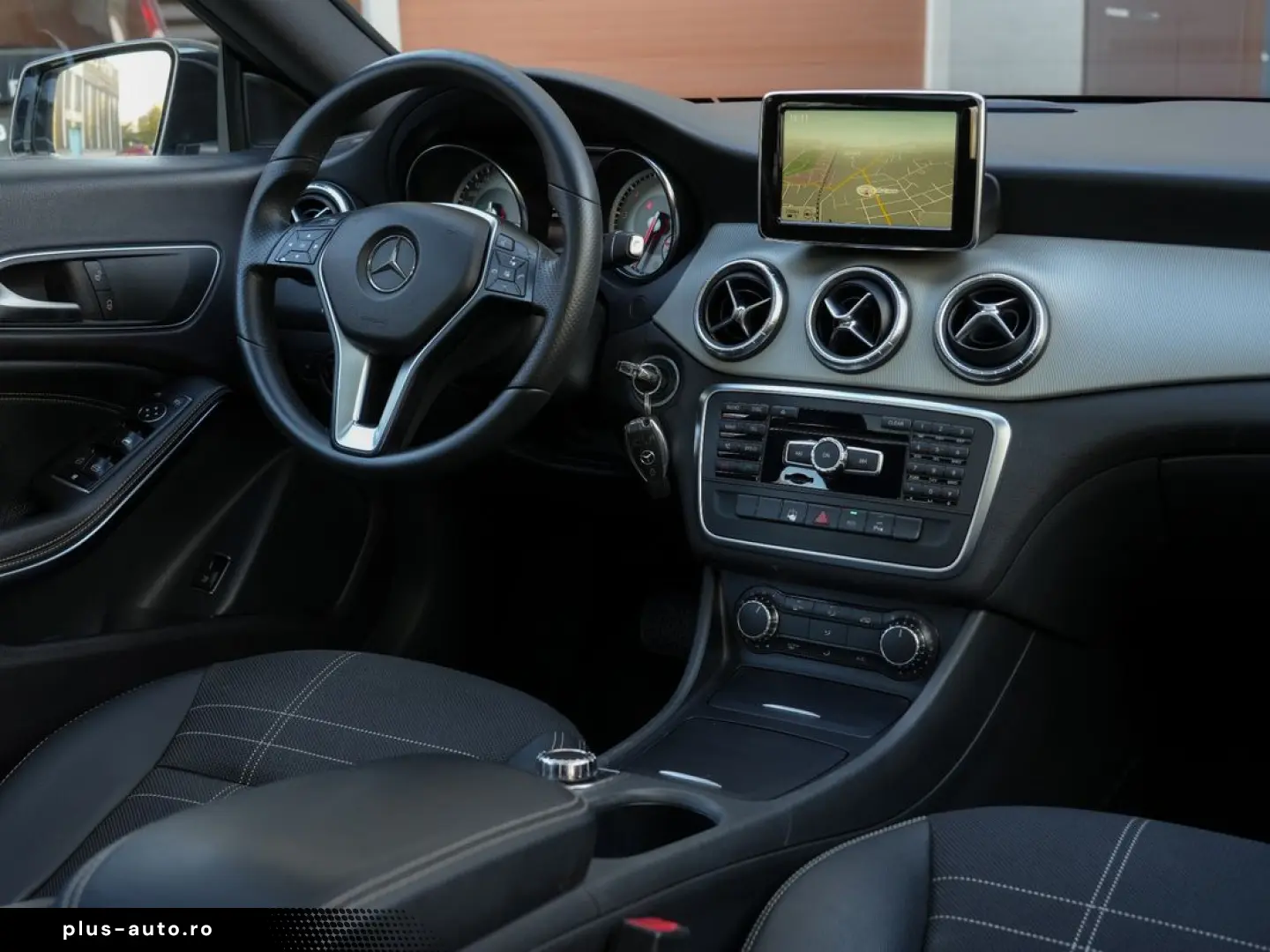 Mercedes-Benz Cla-200