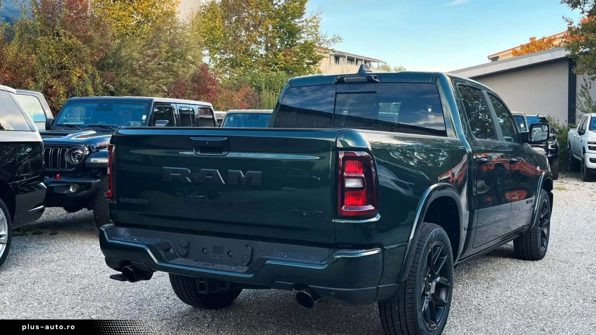 Dodge RAM Ram 1500 Crew Cab Laramie Night