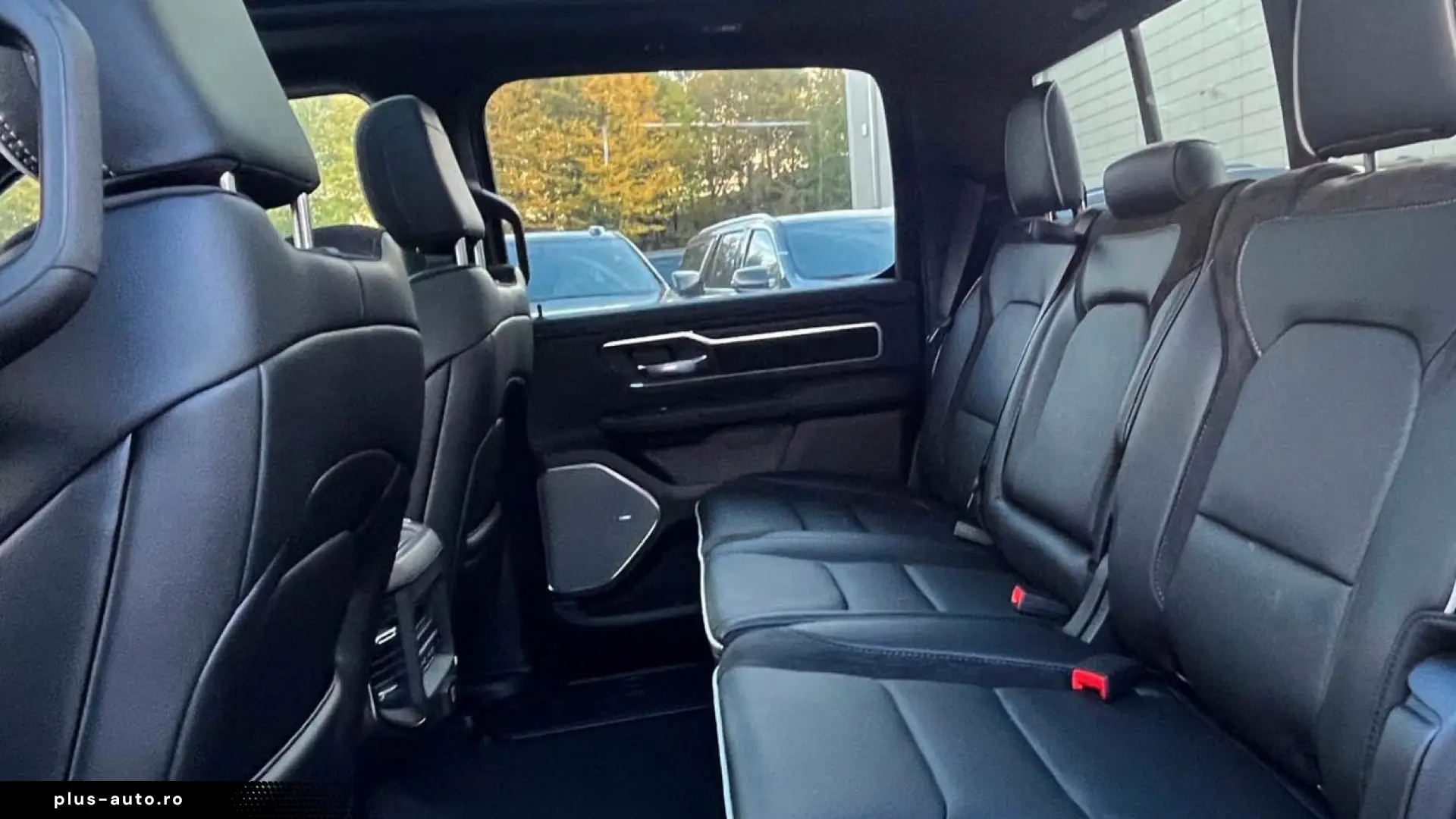 Dodge RAM Ram 1500 Crew Cab Laramie Night