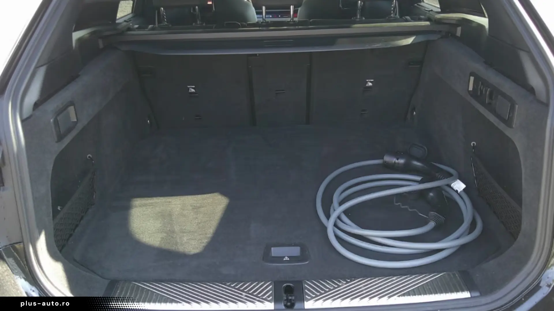 BMW M5 Touring Driving Assist Pro  tow bar  seat ventilation