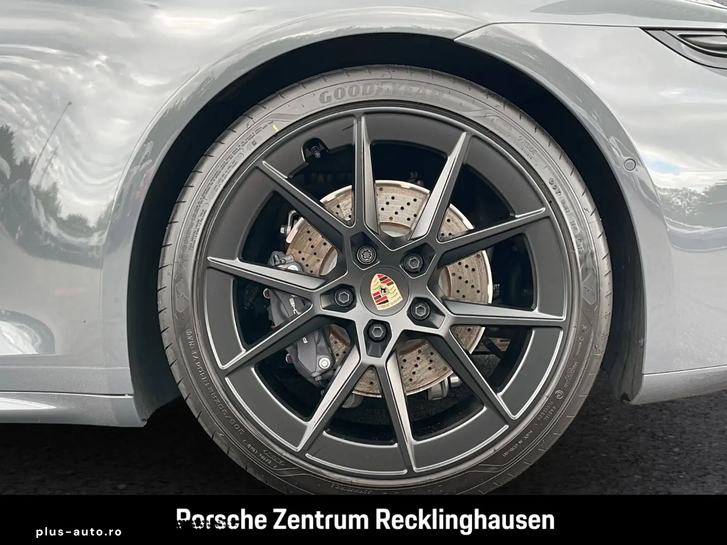 PORSCHE 992 911 Carrera Liftsystem-VA Sportabgas BOSE