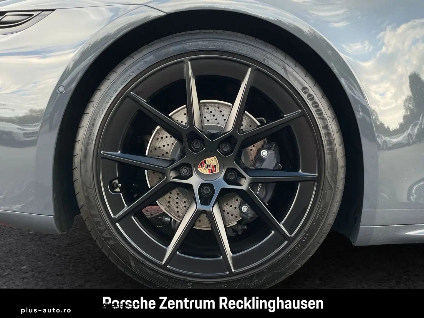 PORSCHE 992 911 Carrera Liftsystem-VA Sportabgas BOSE