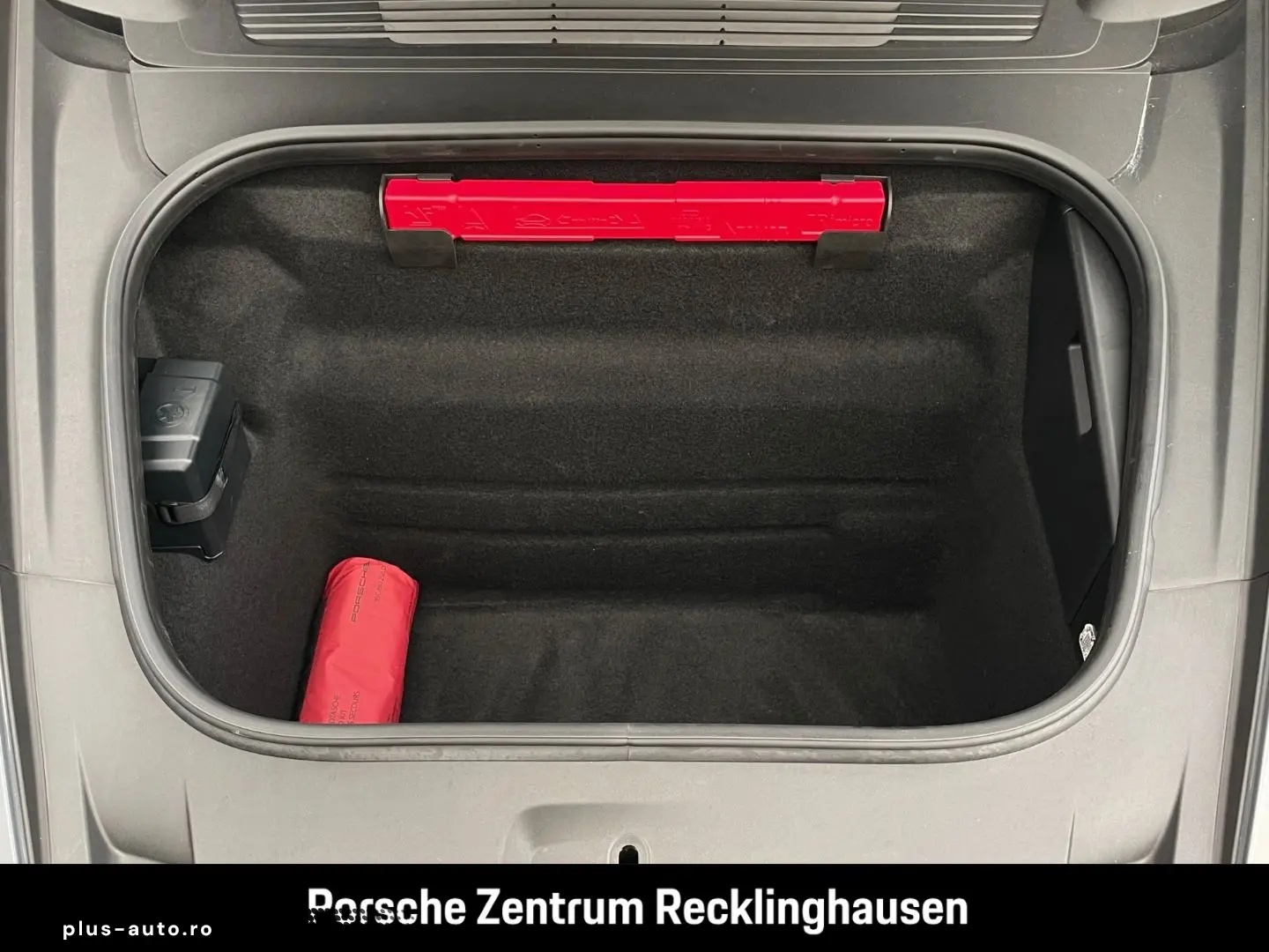 PORSCHE 992 911 Carrera Liftsystem-VA Sportabgas BOSE