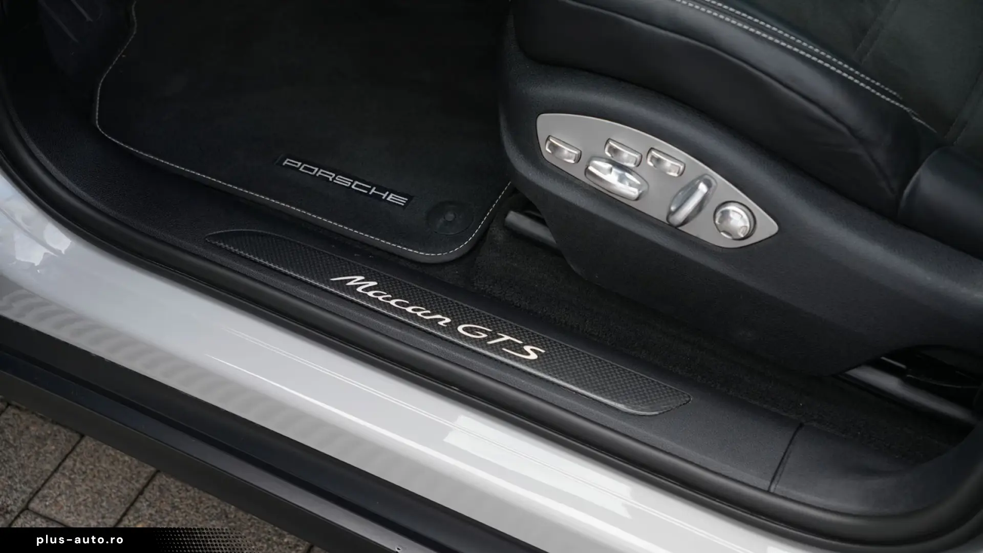 Porsche Macan MACAN GTS MY24-ACC-PSCB