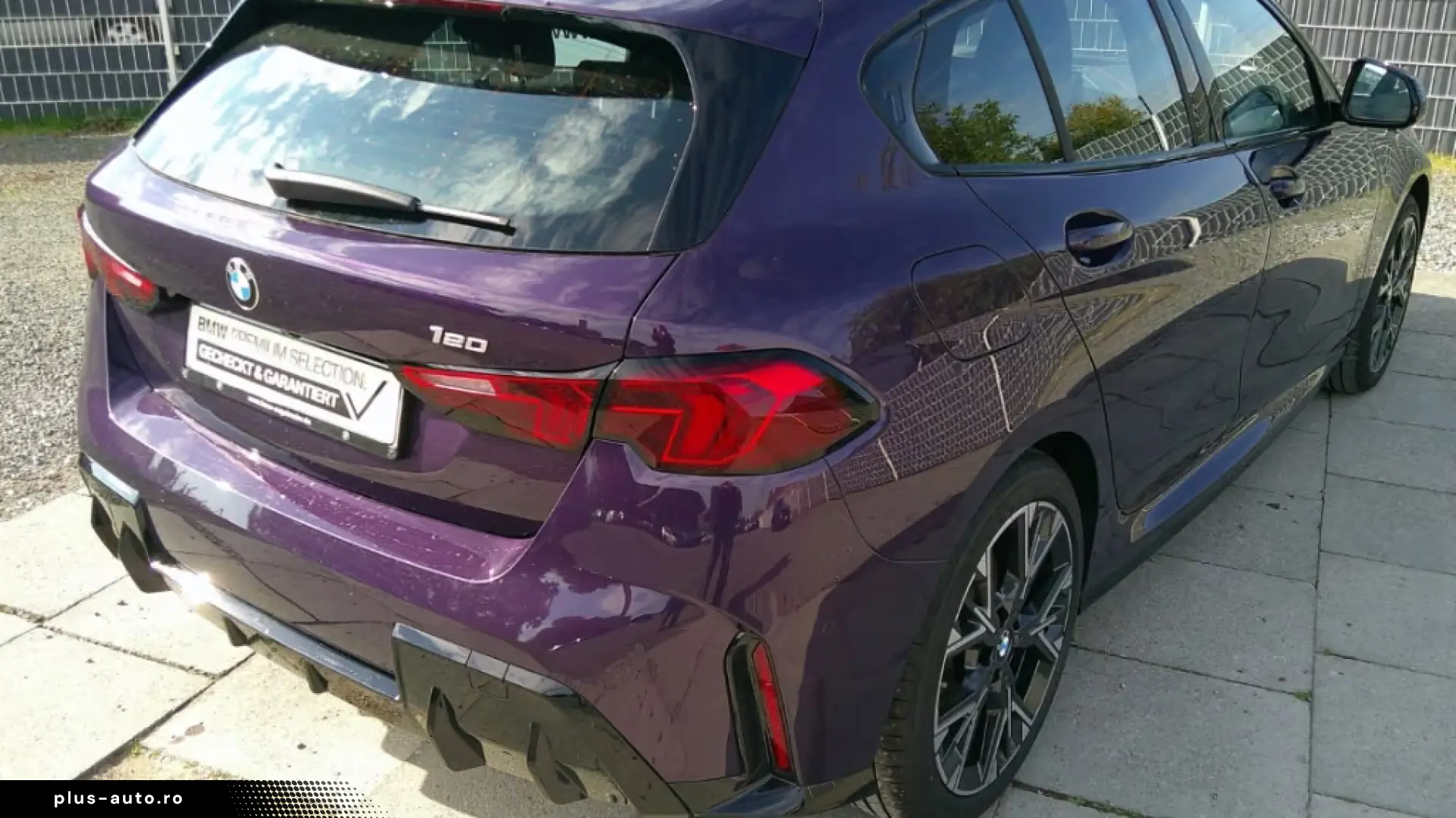 BMW 120 M Sport Head-Up Parking Plus Adaptive LED!