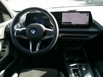BMW 120 M Sport Head-Up Parking Plus Adaptive LED!
