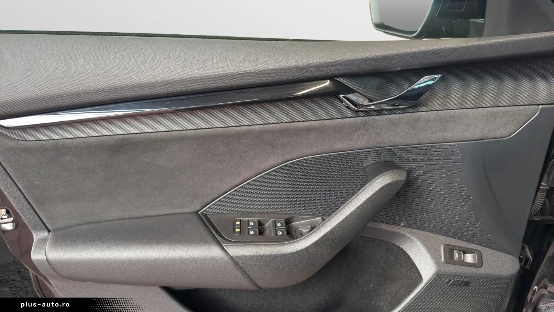 Skoda Octavia Combi RS 2.0 TDI DSG HeadUp Pano