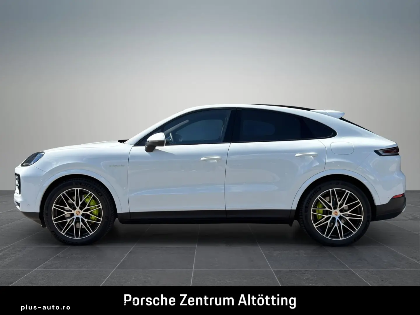 PORSCHE Cayenne E-Hybrid Coupe   InnoDrive   BOSE   AHK