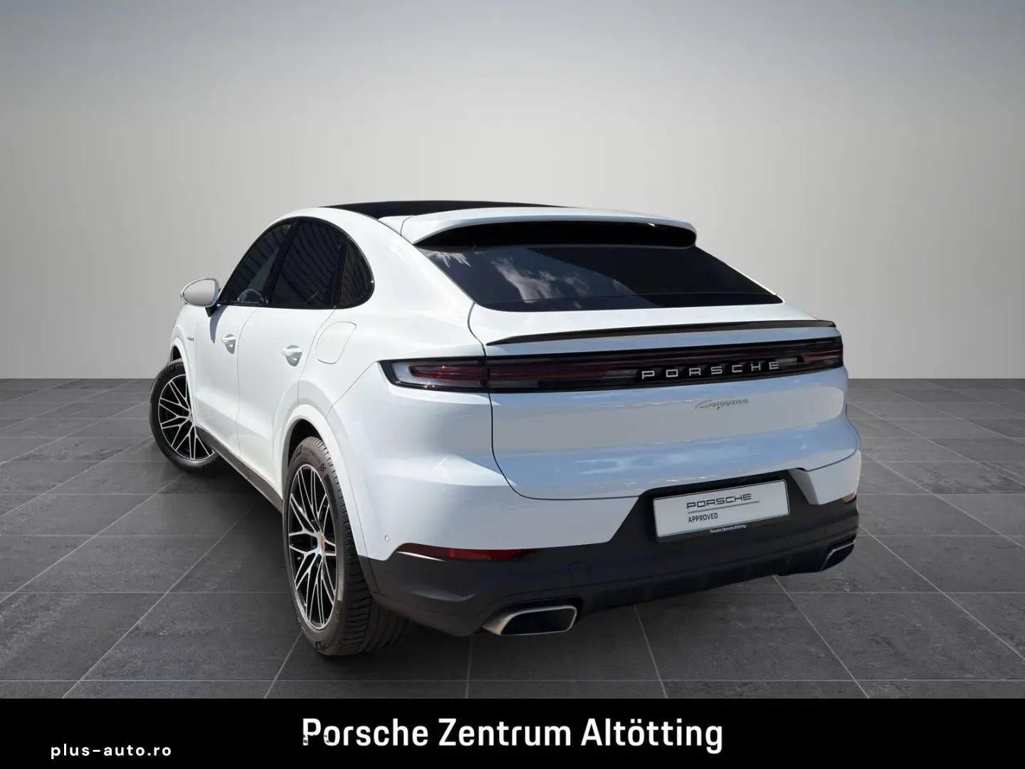 PORSCHE Cayenne E-Hybrid Coupe   InnoDrive   BOSE   AHK