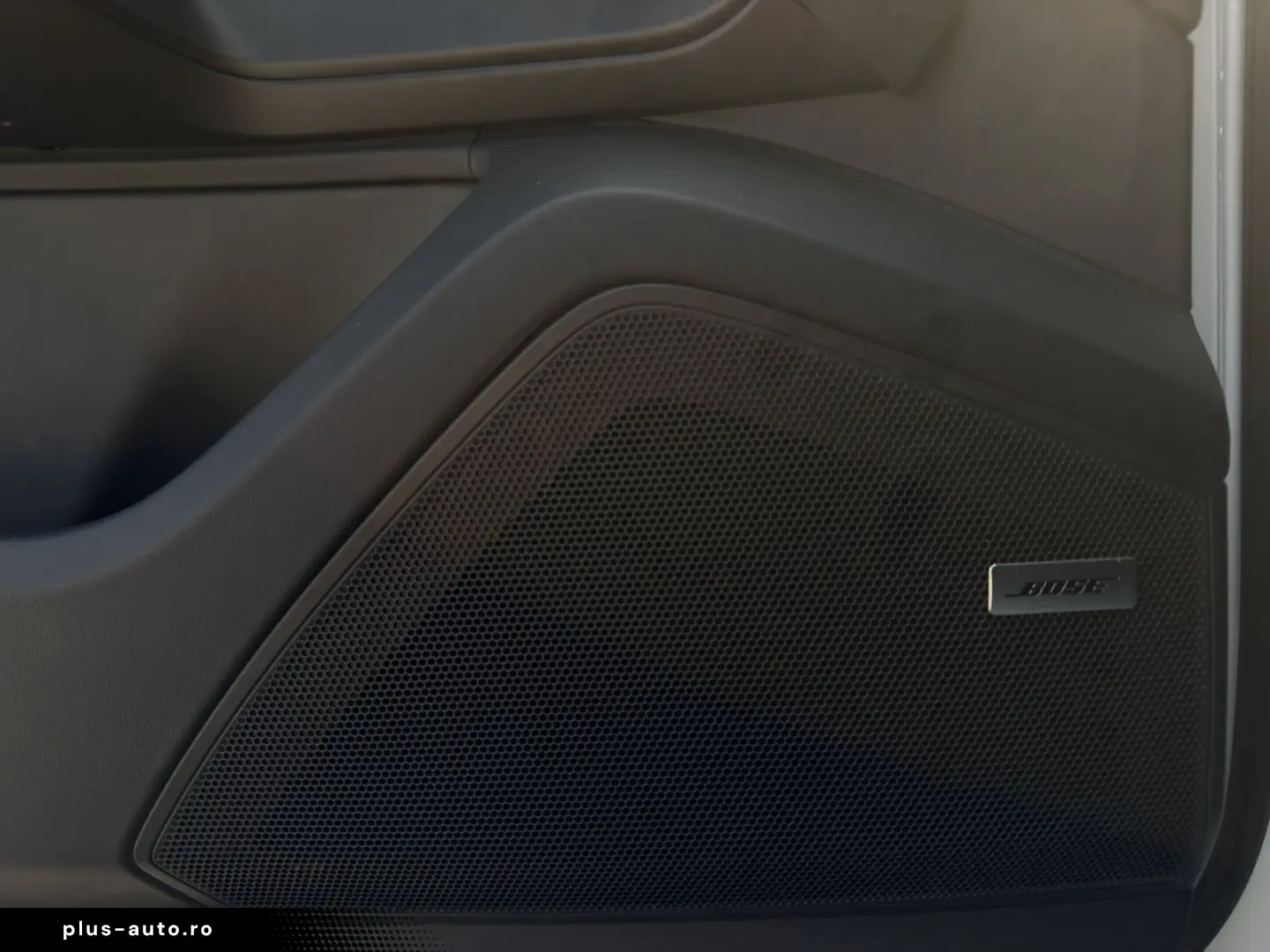 PORSCHE Cayenne E-Hybrid Coupe   InnoDrive   BOSE   AHK