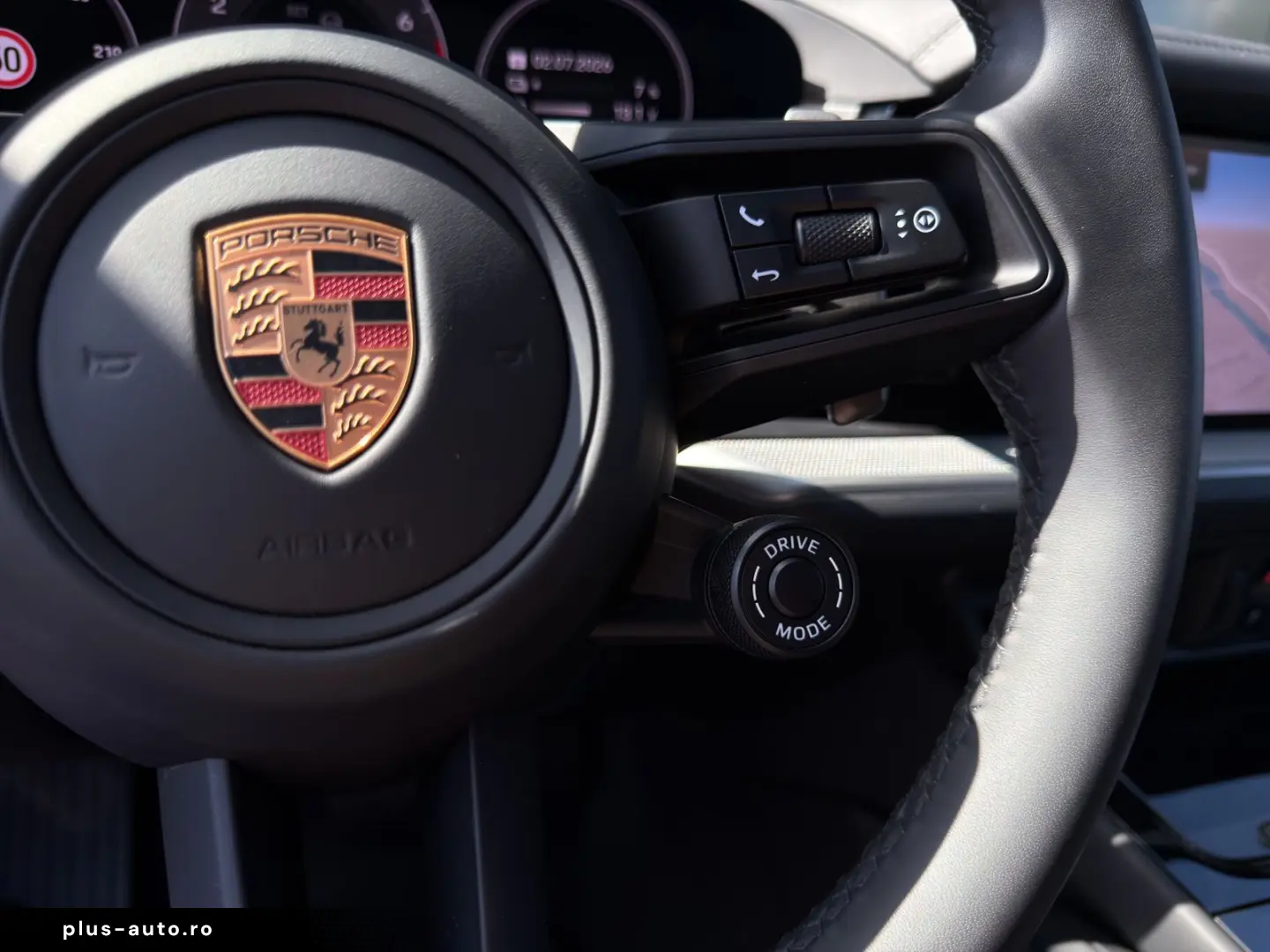 PORSCHE Cayenne E-Hybrid Coupe   InnoDrive   BOSE   AHK