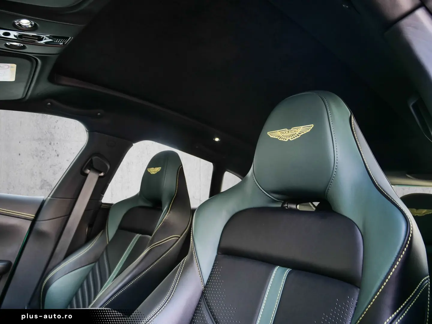 ASTON MARTIN DBX707 Podium Green  Auto Park Assist