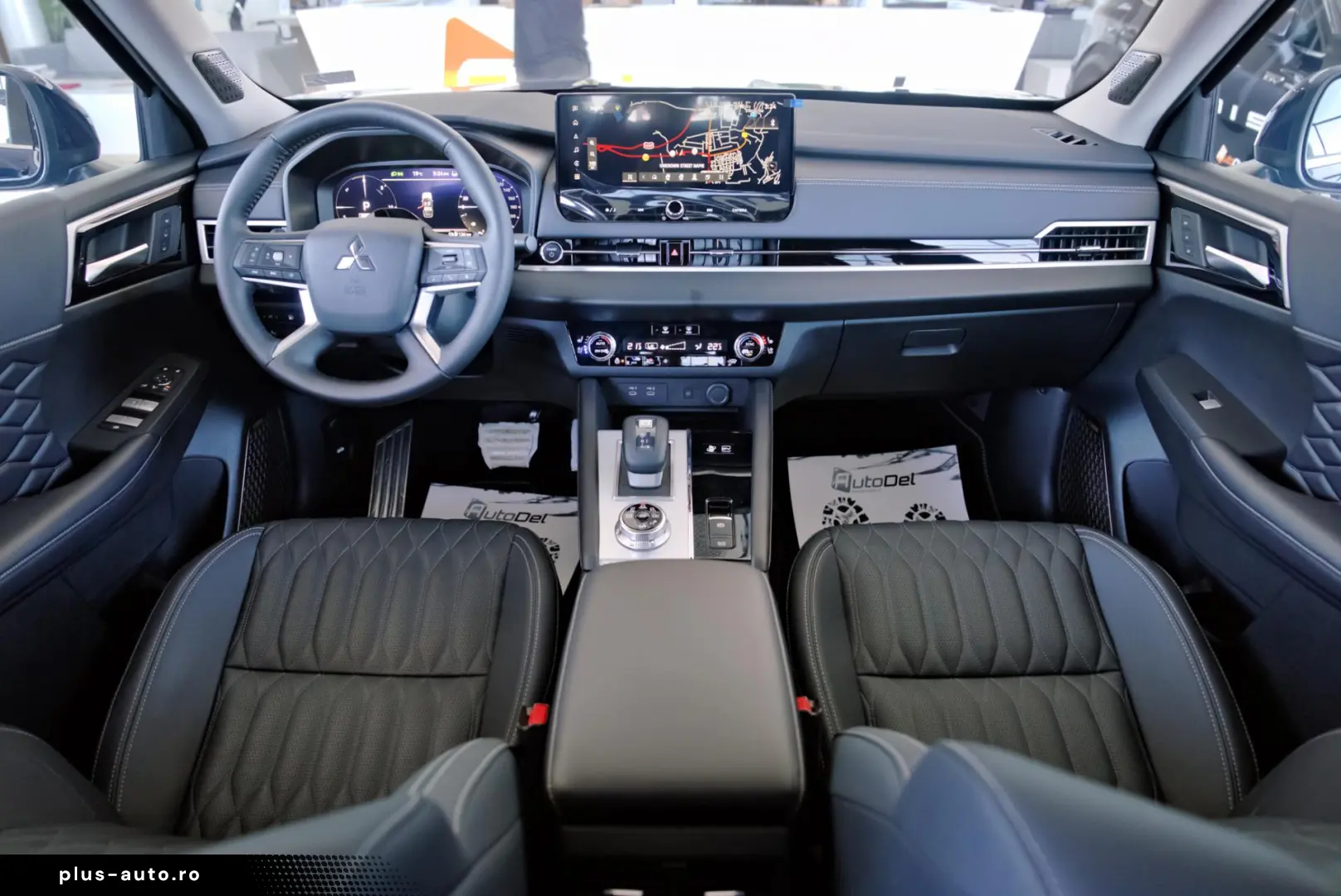 Mitsubishi Outlander 2.4L Automatic 4WD PHEV Instyle
