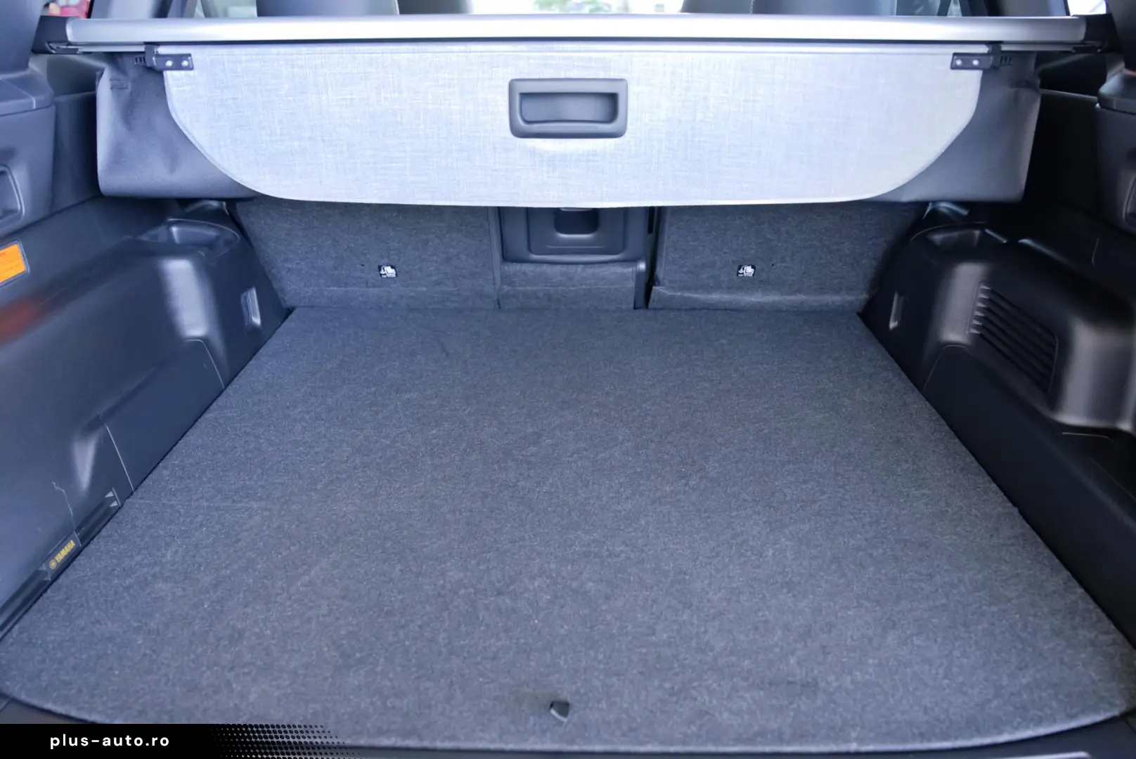 Mitsubishi Outlander 2.4L Automatic 4WD PHEV Instyle