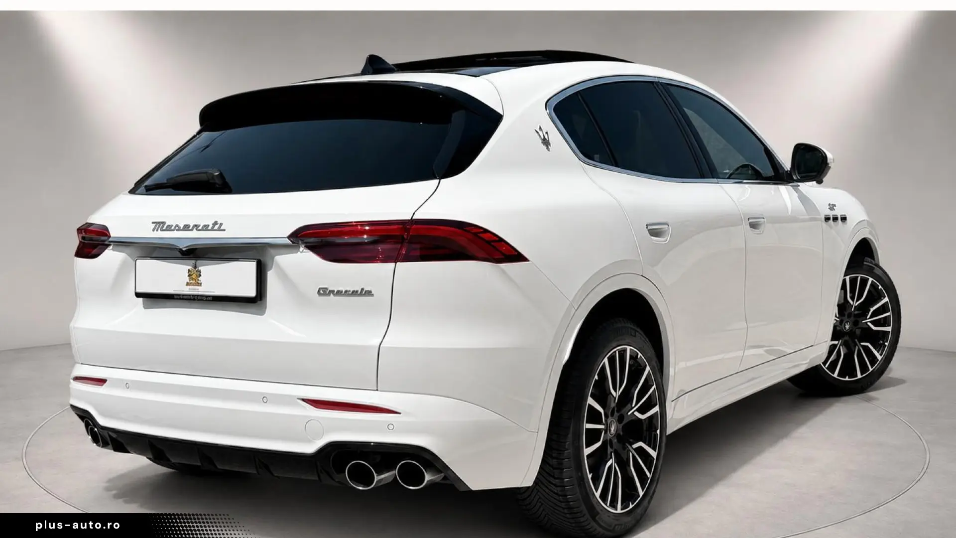 Maserati Grecale GT 300  HUD  PANORAMIC ROOF 20 inch