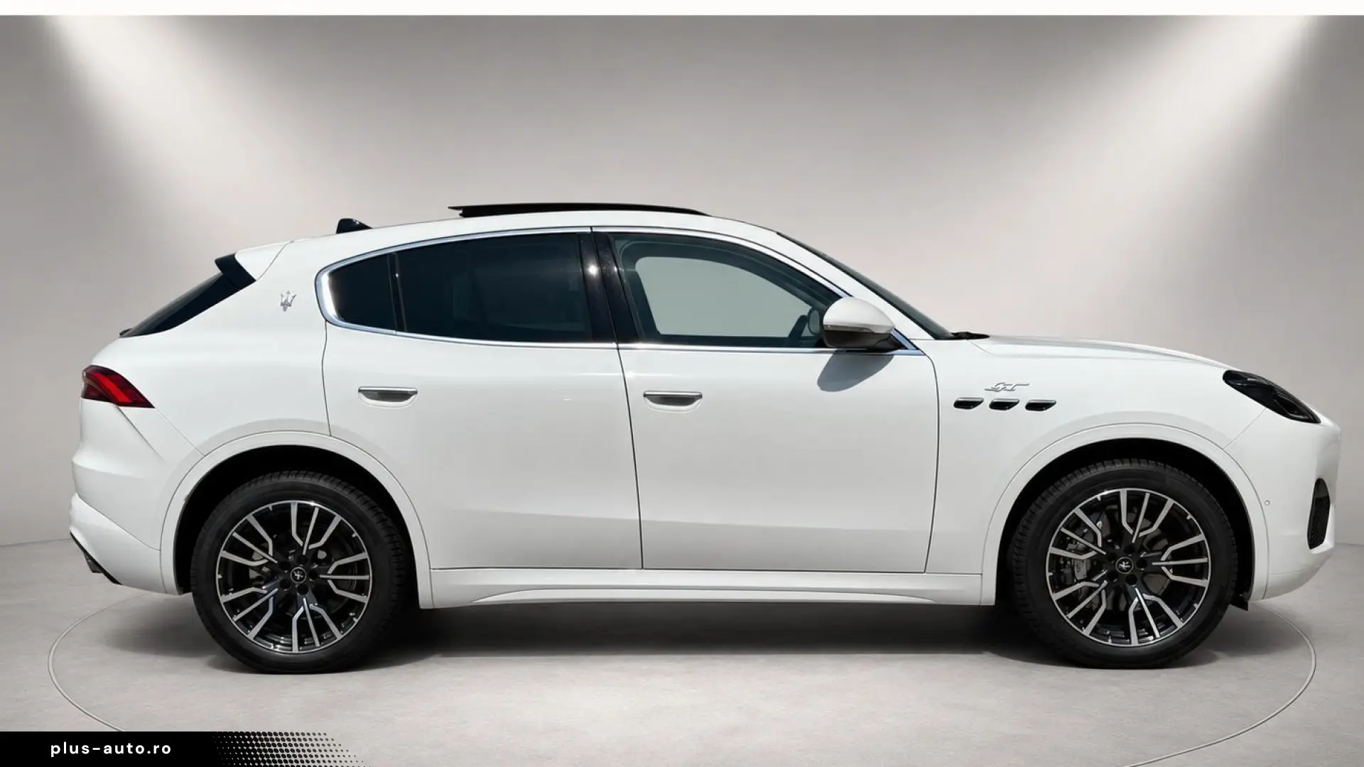 Maserati Grecale GT 300  HUD  PANORAMIC ROOF 20 inch