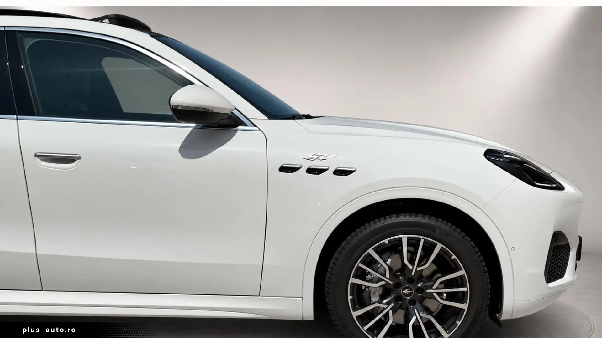 Maserati Grecale GT 300  HUD  PANORAMIC ROOF 20 inch