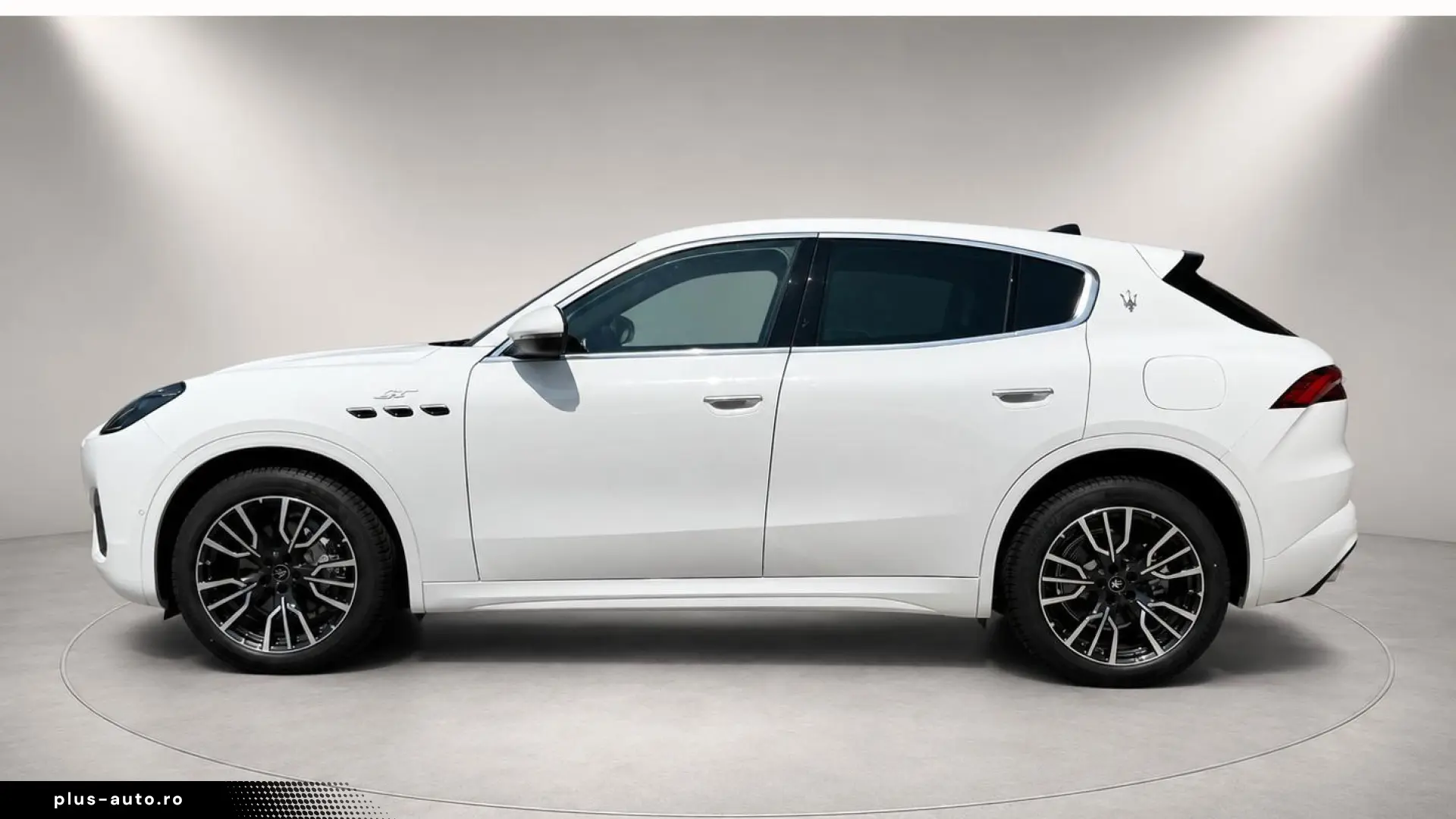 Maserati Grecale GT 300  HUD  PANORAMIC ROOF 20 inch