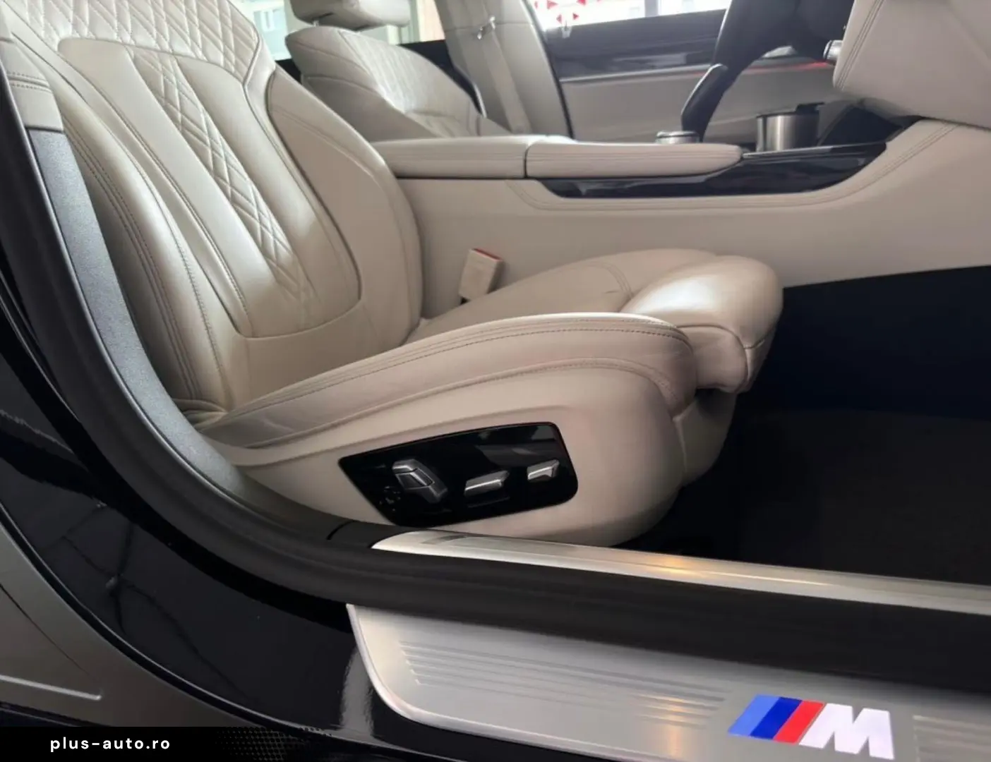 BMW 745