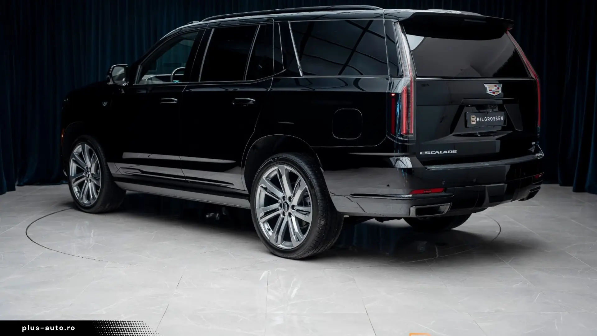 Cadillac Escalade Platinum Sport Exclusive Seats 24  MY26