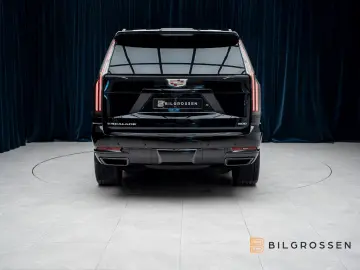 Cadillac Escalade Platinum Sport Exclusive Seats 24  MY26