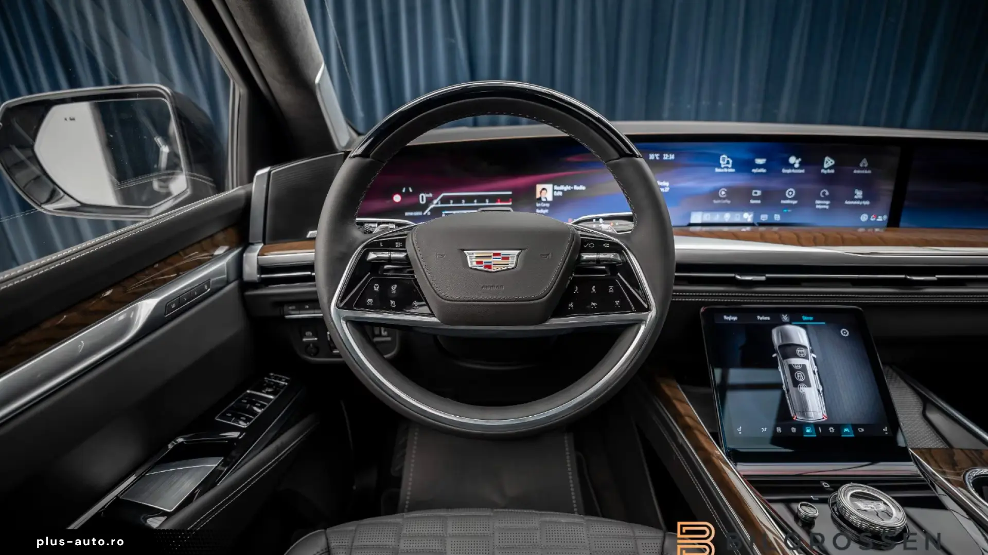Cadillac Escalade Platinum Sport Exclusive Seats 24  MY26