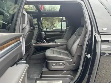 Cadillac Escalade ESV 6.2 V8 Platinum Sport 2026 ABV