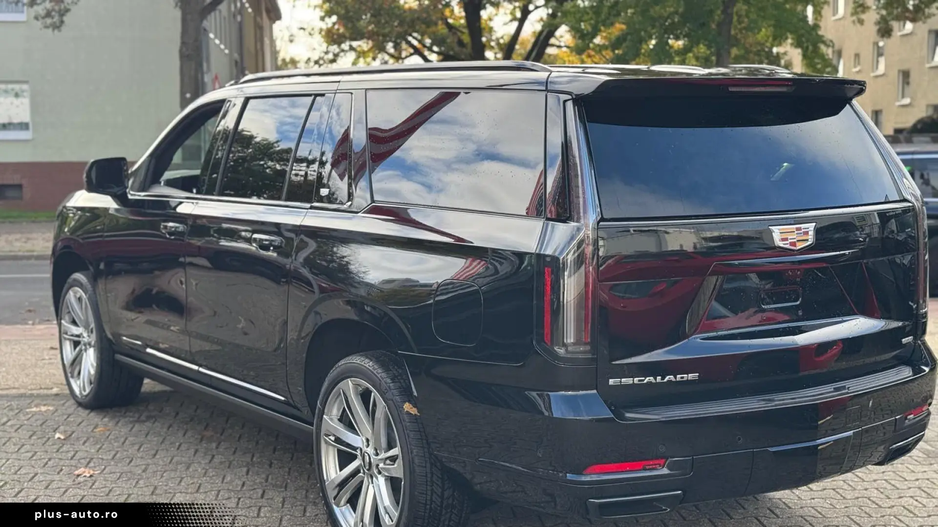 Cadillac Escalade ESV 6.2 V8