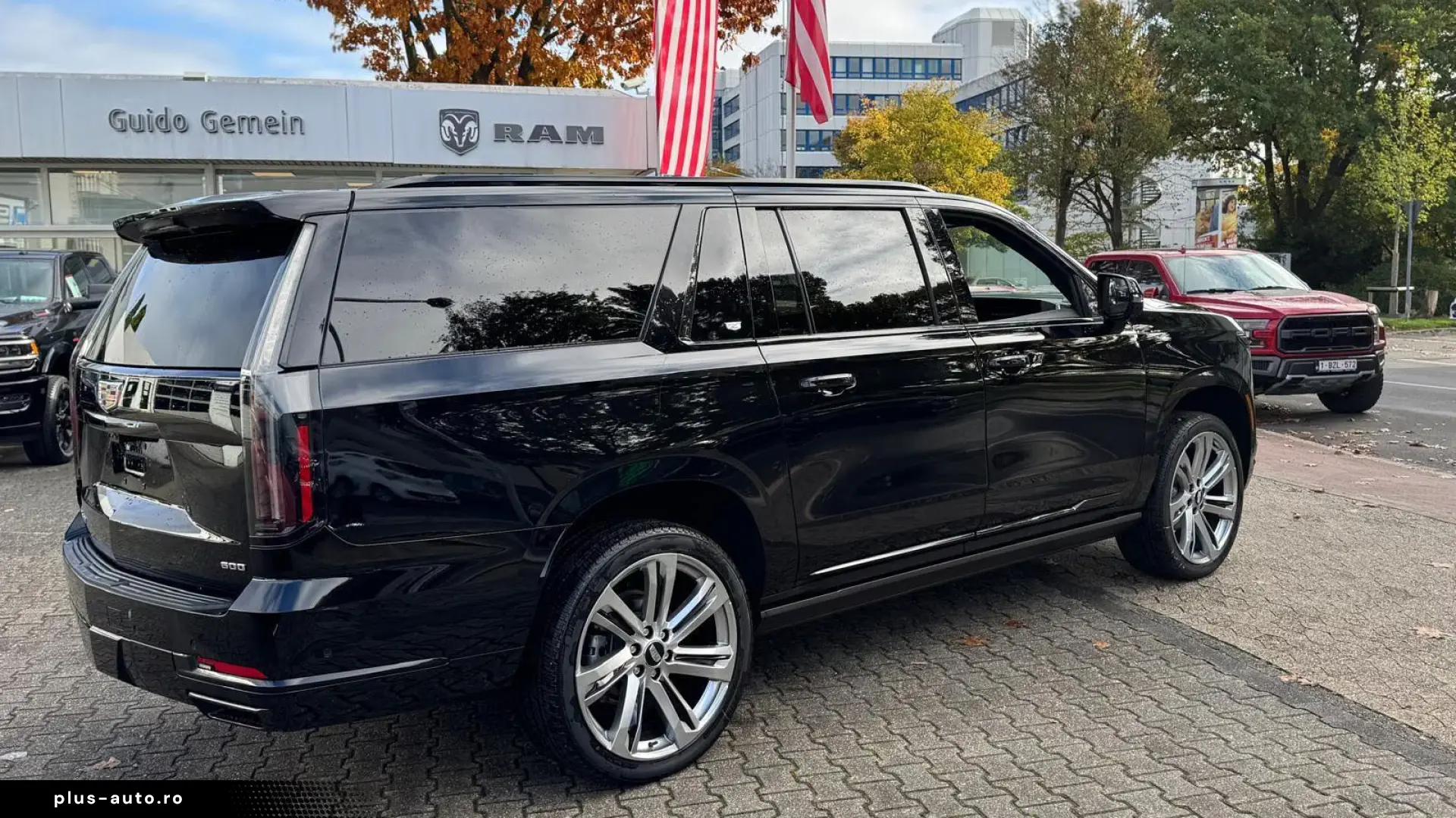 Cadillac Escalade ESV 6.2 V8