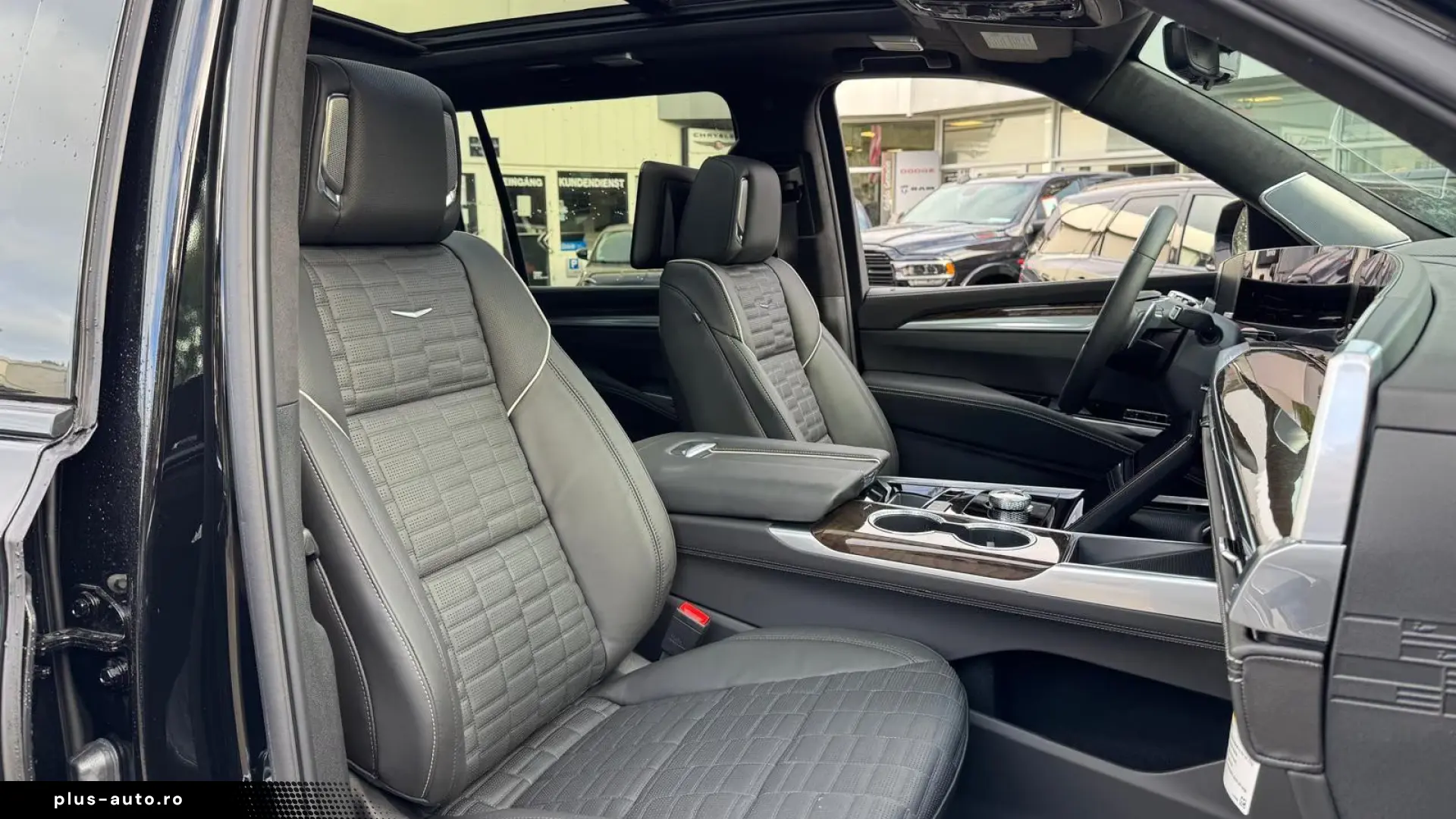 Cadillac Escalade ESV 6.2 V8