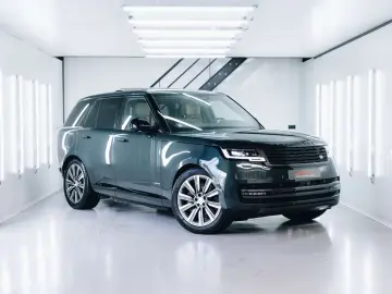 Land Rover Range Rover P550e Autobiography Massage