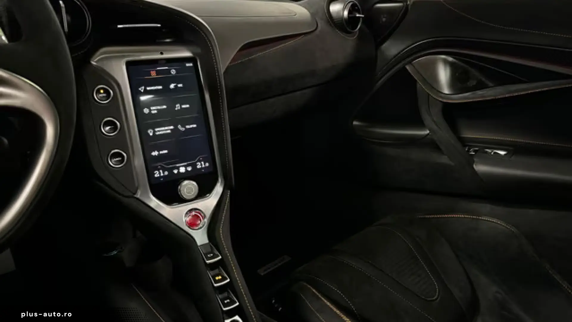 McLaren 750S COUPE MY25 CARBON EXT&INT
