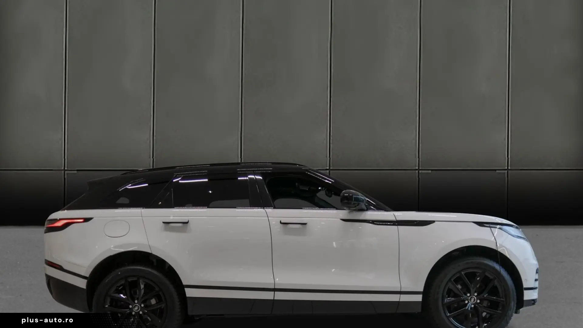 Land Rover Range Rover Velar D200 Dynamic SE Black Pack - 2