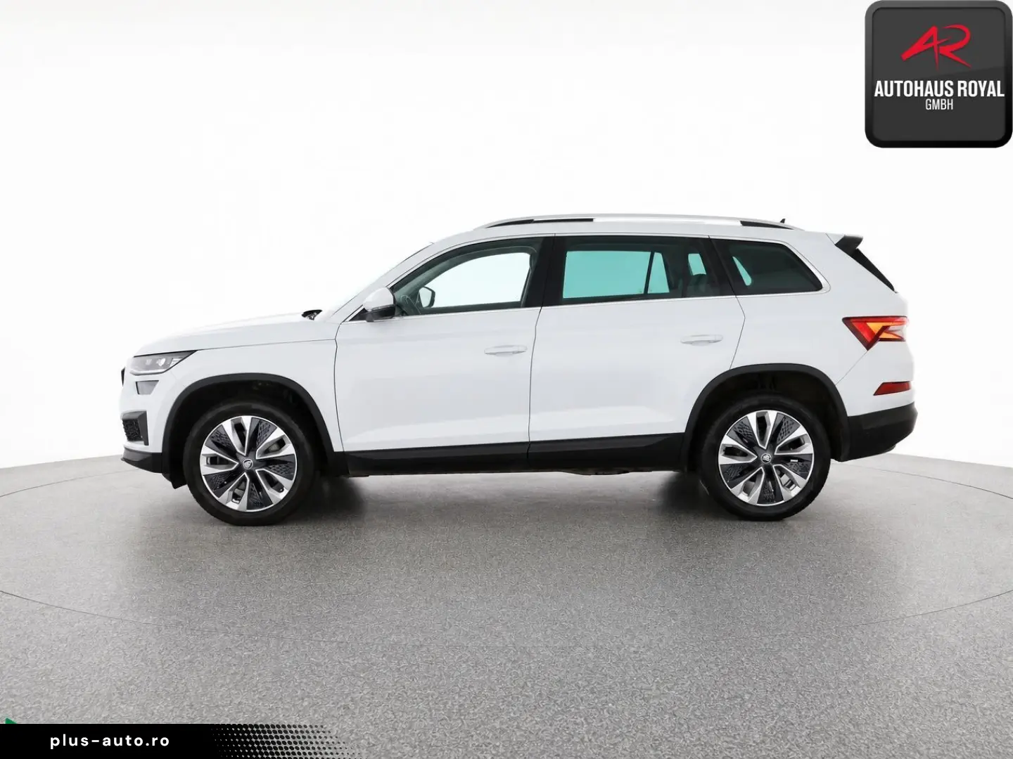 SKODA Kodiaq 2.0 TDI 4x4 STYLE PANO KEYLESS ACC KAMERA