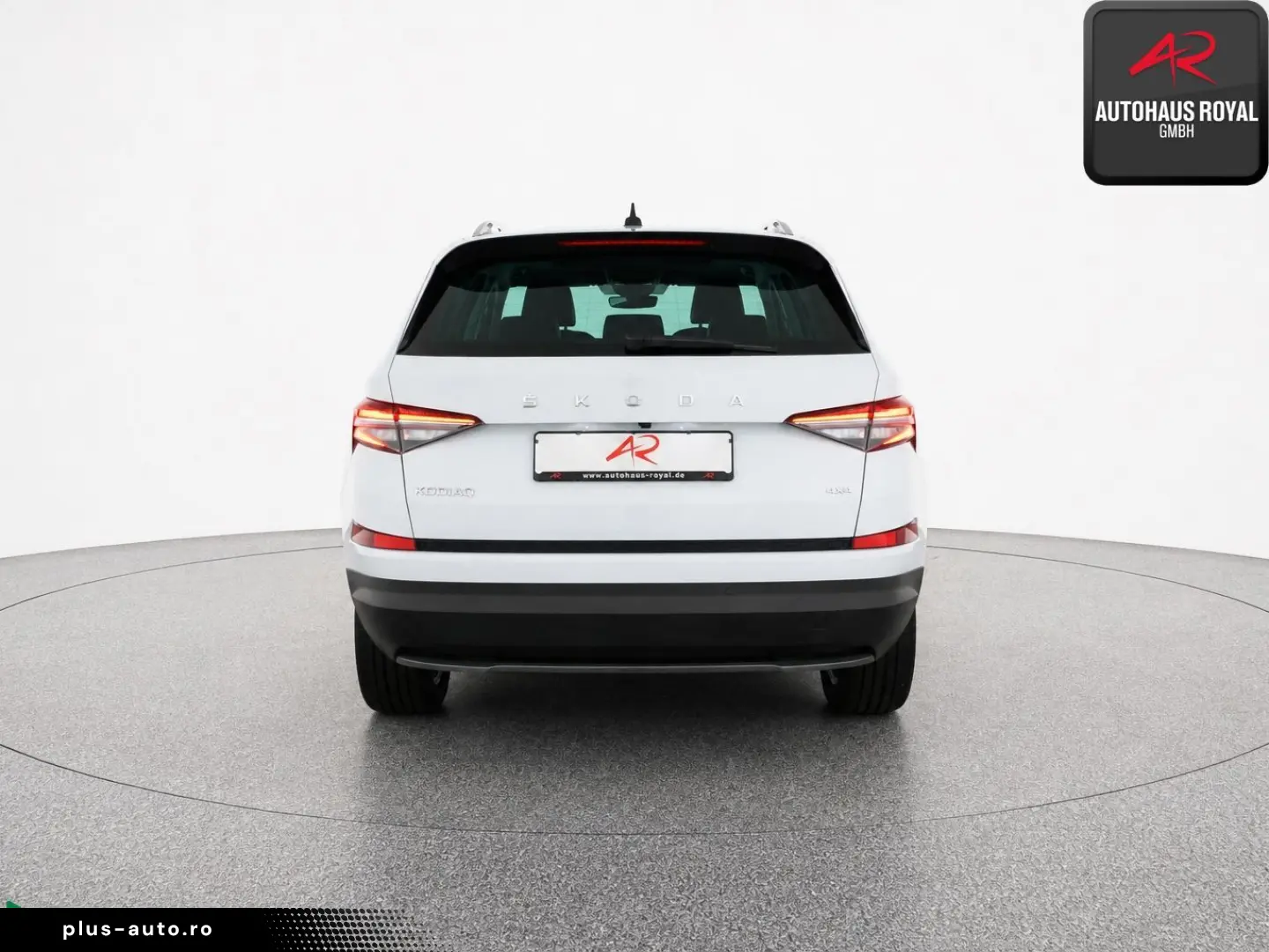 SKODA Kodiaq 2.0 TDI 4x4 STYLE PANO KEYLESS ACC KAMERA