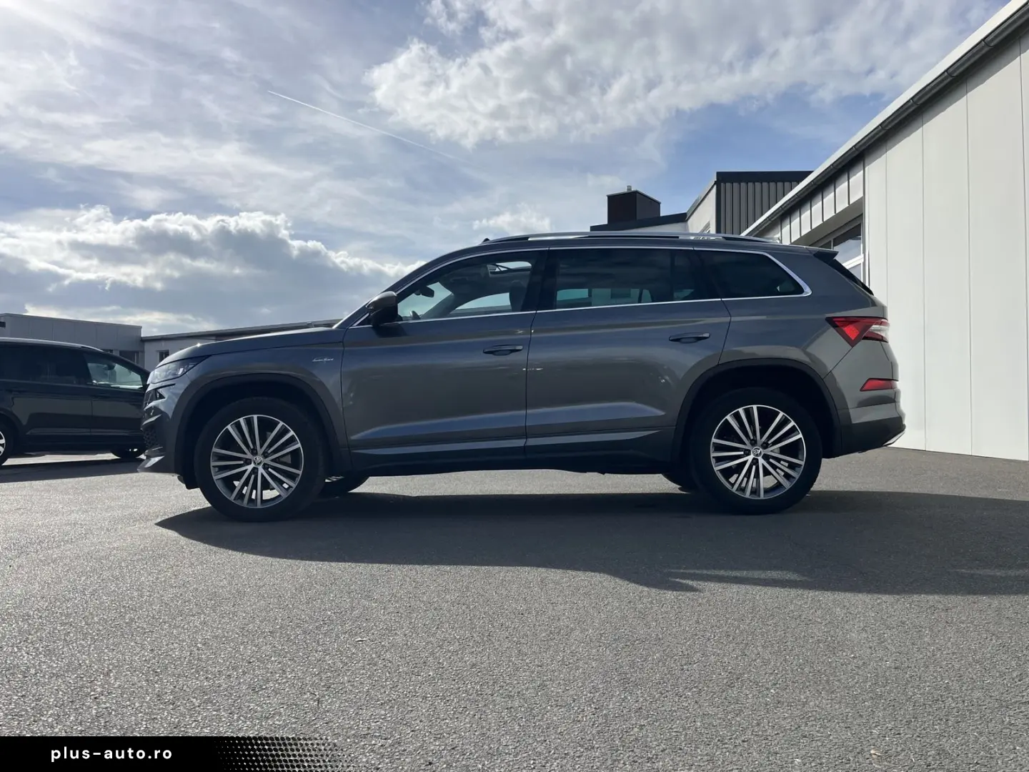 SKODA Kodiaq 2.0 TSI DSG 4x4 L&K AHK STHZ PANO 4xSHZ N