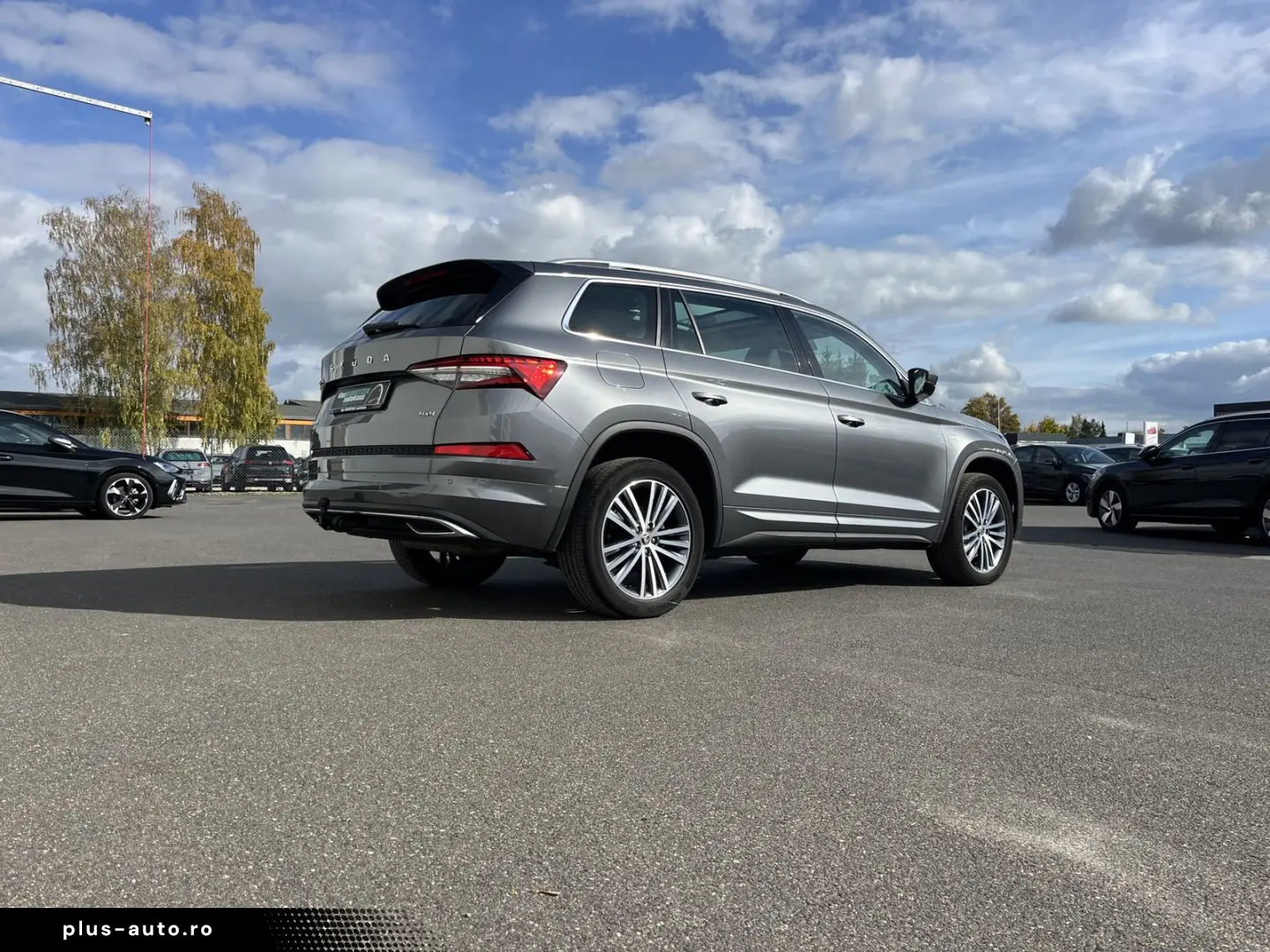 SKODA Kodiaq 2.0 TSI DSG 4x4 L&K AHK STHZ PANO 4xSHZ N