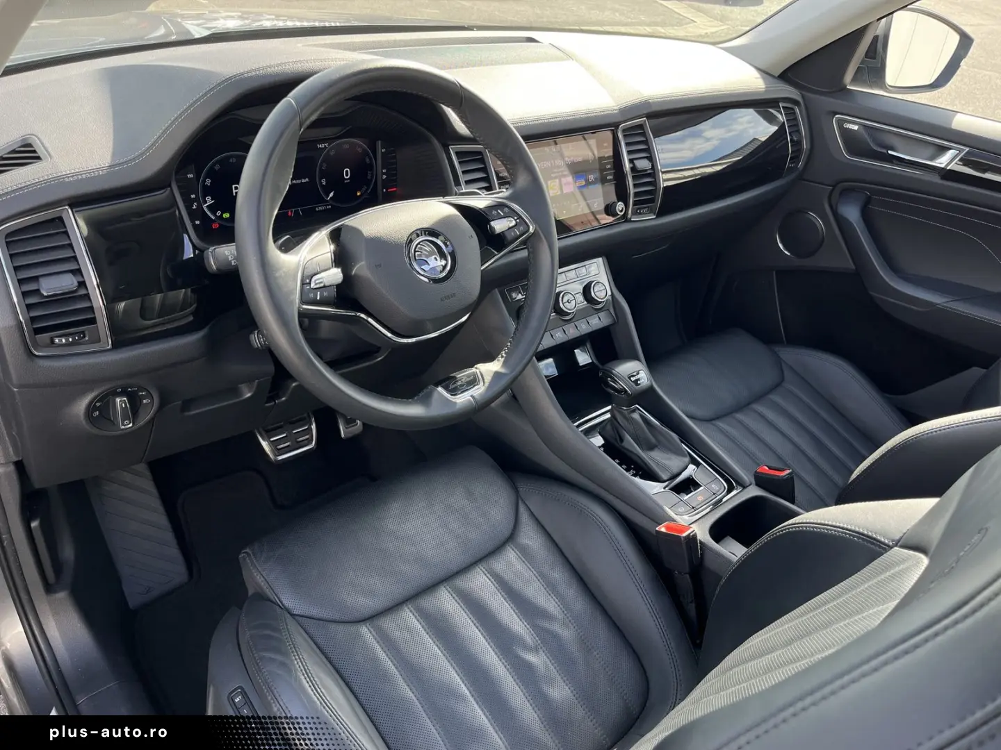 SKODA Kodiaq 2.0 TSI DSG 4x4 L&K AHK STHZ PANO 4xSHZ N