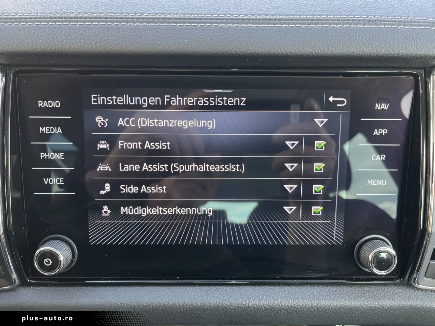 SKODA Kodiaq 2.0 TSI DSG 4x4 L&K AHK STHZ PANO 4xSHZ N