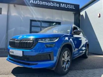 SKODA Kodiaq TDI DSG 4x4  Sportline  Pano Matrix AHK