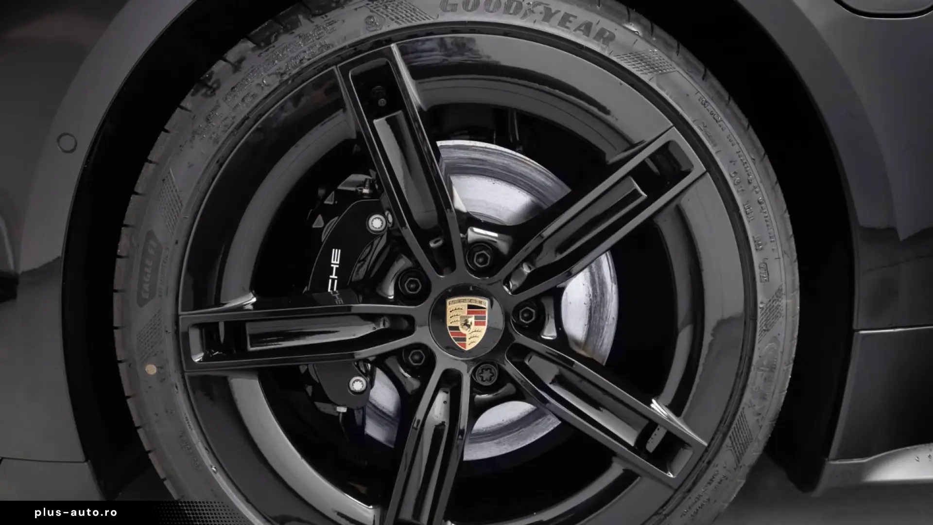 Porsche Taycan 4S Black Edition