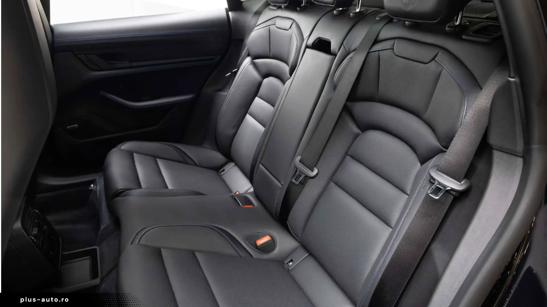 Porsche Taycan 4S Black Edition