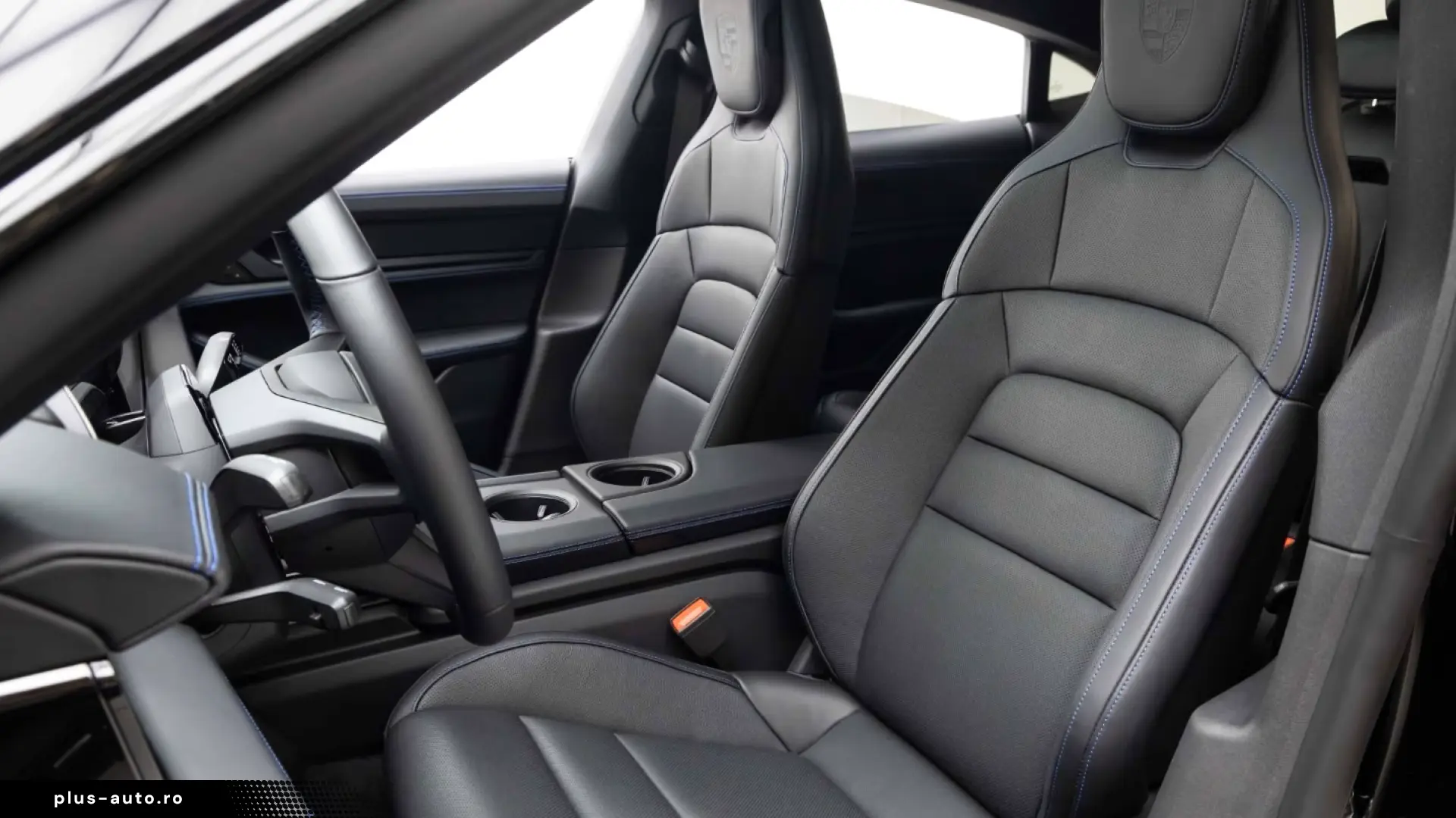 Porsche Taycan 4S Black Edition
