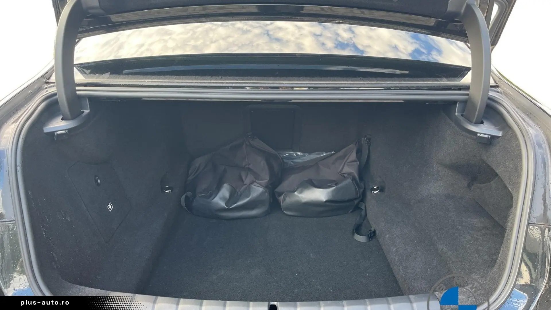 BMW 750e xDrive M Sport Pro