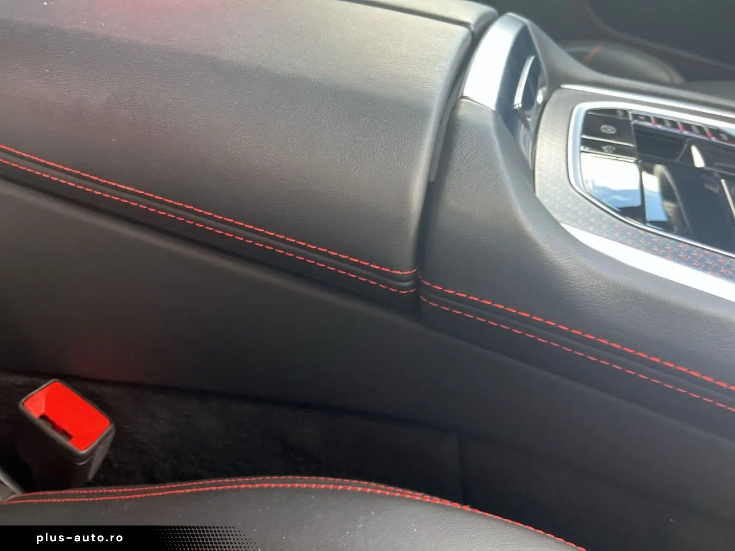 BMW XM Label